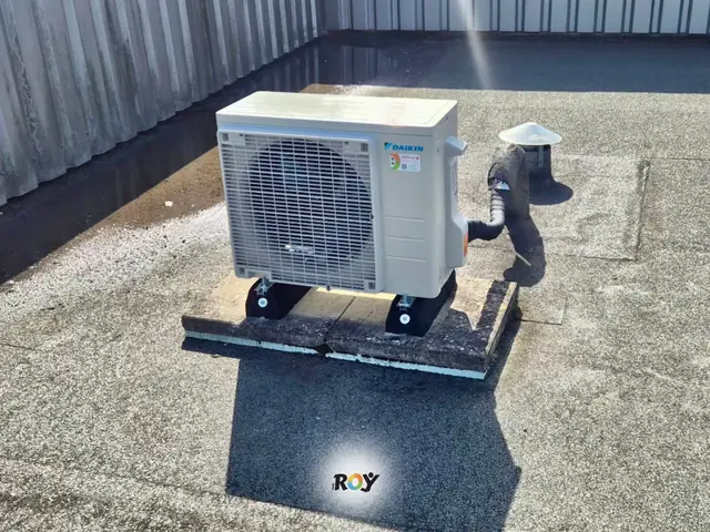 Climatisation de bureaux à Parthenay (79), réalisé par ROY HABITAT