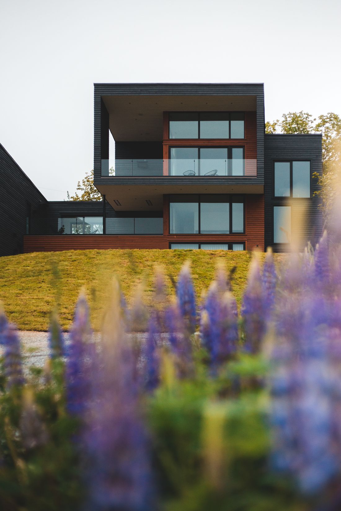 Petite maison peu énergivore équipée en photovoltaïque